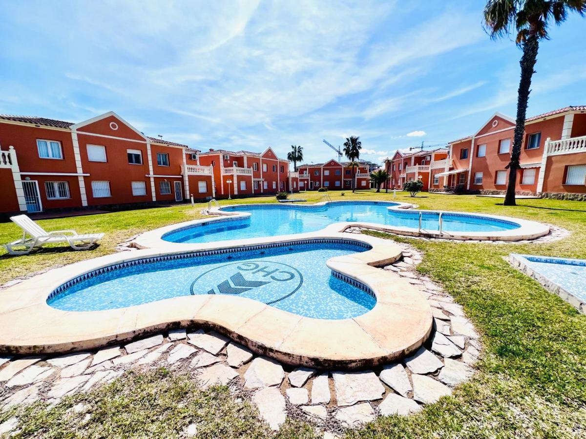 Oliva Nova Beach & Golf Resort Club Sevilla VI 外观 照片